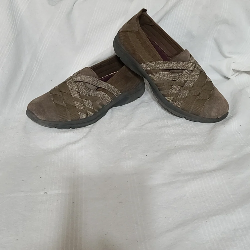 Easyspirit E360 Women's  Comfort Cushioned Slip-ons Tan Sparkly Threads Sz 8 EUC
